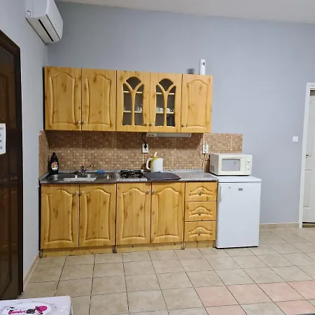 Guest house Amina Morahalom